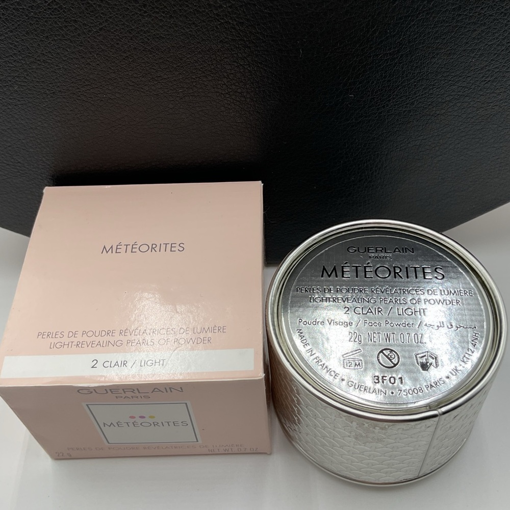 💕HOST PICK💕 Guerlain Light Reflecting Pearls of Powder 2 Clair/Light BNIB & Rare - Picture 9 of 16